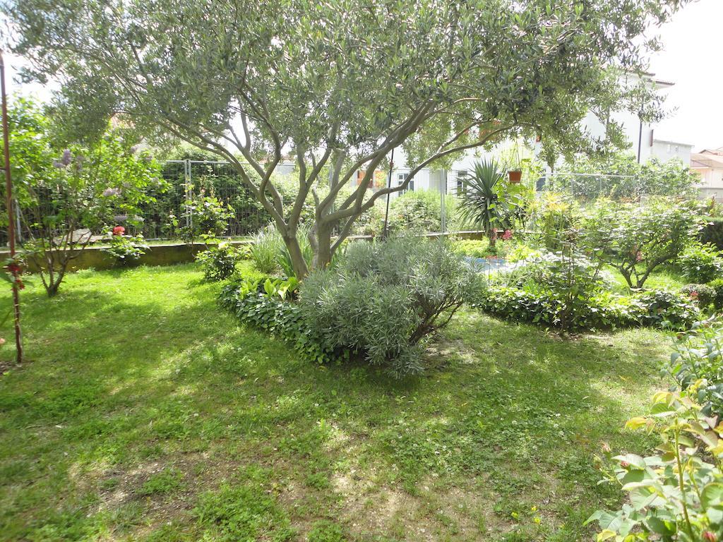 Apartments Maletić Kaštela Zewnętrze zdjęcie